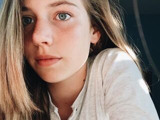 Fauve (14) woont in Barcelona en maakte de rellen van dichtbij mee