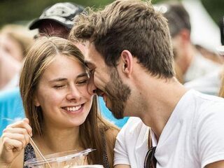 Deze drie mensen ontmoetten de liefde van hun leven op Lowlands