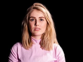 Sandra's (25) moeder heeft borderline: 'Als 10-jarige vond ik haar in de woonkamer'