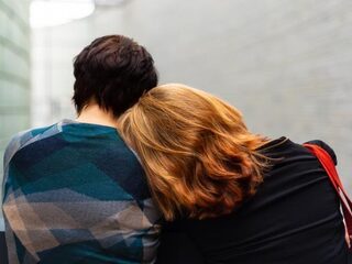 Helft van de jongeren heeft moeite om hulp te vragen bij mentale klachten in coronatijd