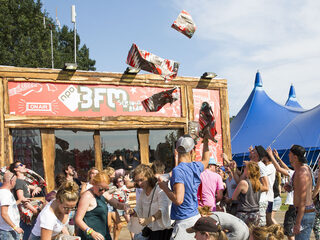 3FM uitzendtijden op Lowlands 2016
