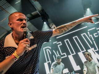 De Likt verscheurt Lowlands met botte tanden