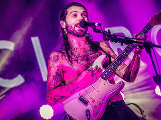 Kijk het hele Lowlands-optreden van Biffy Clyro terug