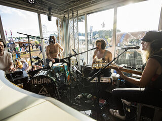 Indian Askin blaast het dak van de 3FM-studio eraf