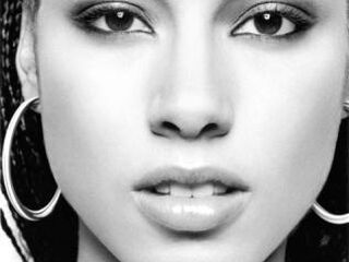 Alicia Keys streamt album op Facebook