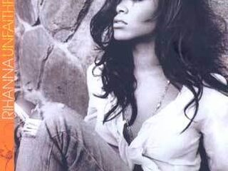 Rihanna laat fans anderhalf uur wachten