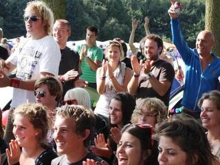 Lowlands bij je thuis 2010