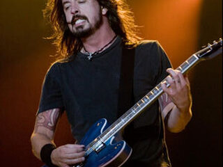 Foo Fighters werken samen met oud-bassist Nirvana