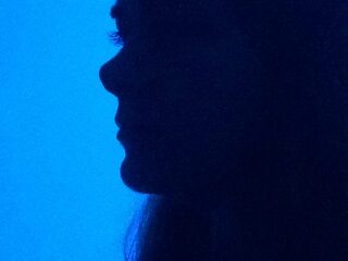 Floor verstuurde een naaktfoto die viral ging. En dat heeft ze geweten!