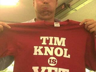 Timur en Michiel hebben vette shirts (van Tim Knol)