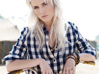 Ilse DeLange blijft slapen