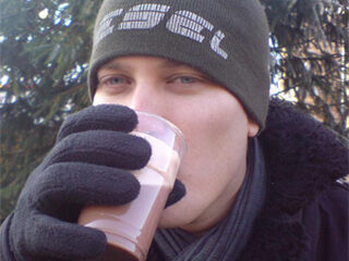 Paul slaat zich door de hoofdpijn heen