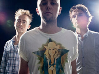 A Balladeer speelt voor jou (en het Rode Kruis)