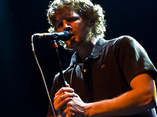 Grote opbrengst huiskamerconcert Racoon