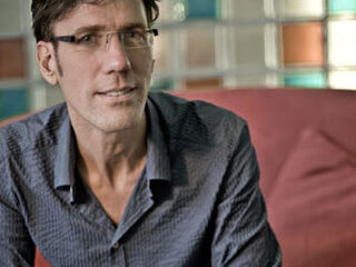 Hans Schiffers belt met Coen