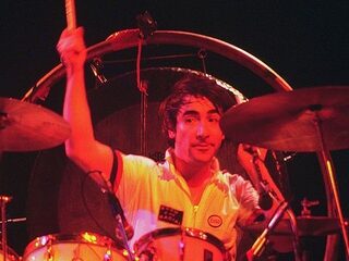 The Who drummer geëerd met blauwe steen