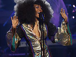 Erykah Badu twittert tijdens barensnood