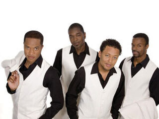 Re-Play komt met Engelstalig album