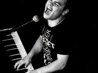 VanVelzen: "Je hoort hier tien Roels en twintig Alain Clarks"