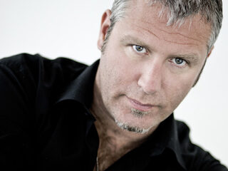 Hoe Overleef Ik met Eric Corton