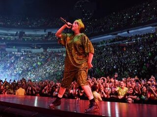 De eerste beelden: Billie Eilish start wereldtour in Miami