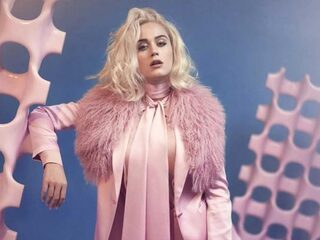 Katy Perry's nieuwe album: Katy vs. Taylor?