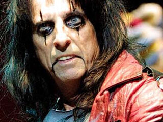Alice Cooper sluit Zweeds huis