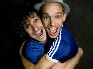 Speelman en Speelman spelen voor 3FM Serious Request