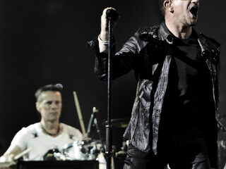 U2 weet Danger Mouse te strikken