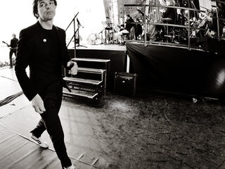 Moke doneert opbrengst single aan Herinnerngscentrum Kamp Westerbork