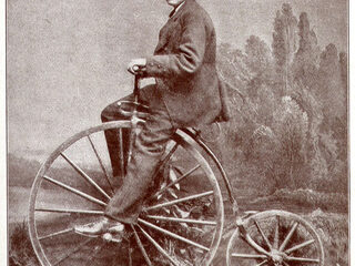 Nooit Grappig: waar komt het woord fiets vandaan?