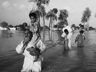 Pakistan in nood. Help!