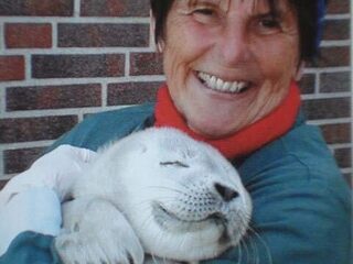 Giel belt met 69-jarige vriendin Lenie 't Hart