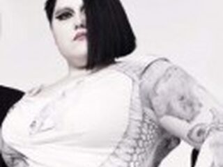 Solodebuut van Gossip zangeres Beth Ditto is uit
