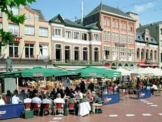 Eindhoven! Daar moet dat huis!