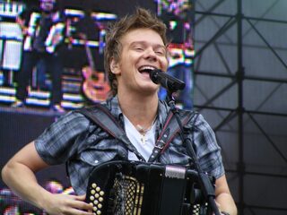 Michel Teló is de nieuwe #1 in de Mega Top 50