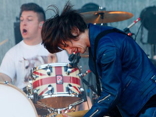 Arctic Monkeys wil Miles Kane als vijfde bandlid