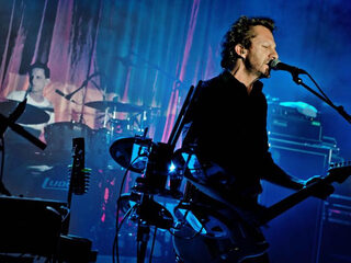 dEUS clip van 'Ghost' als eerste op 3FM.nl