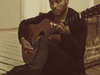 Lenny Kravitz - Black and White America