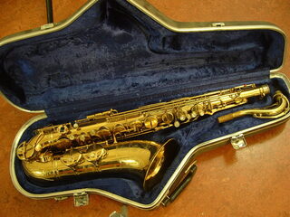 Nooit Grappig: drugs smokkelen in je instrument