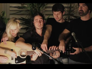 Bijzondere versie Somebody that I used to know