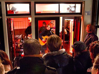 Serious Gig filmpje: Tim Knol op de Wallen