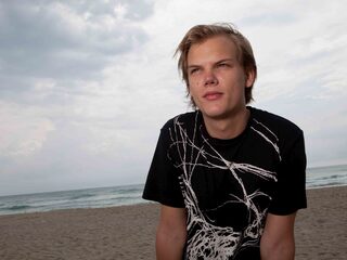 'Wake Me Up' van Avicii hoogste nieuwe op #8