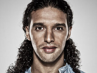 Ali B doet 'Terwijl Jullie Nog Bij Me Zijn' live