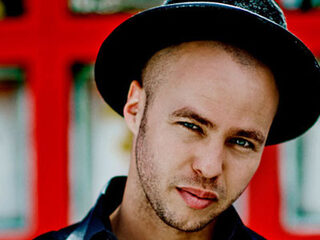 Marlon Roudette trad op bij Giel