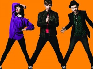 Luister ‘Warrior’ van Mark Foster, Kimbra en A-Trak