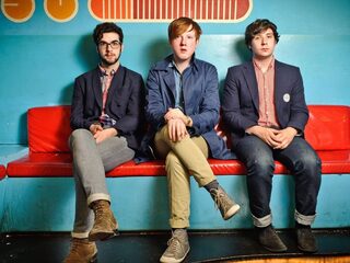 Two Door Cinema Club hoogste nieuwe op #37