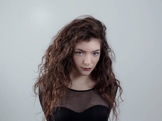 Lorde met 'Royals' op #1 in Amerikaanse Hot 100