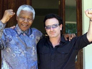 U2 scoort vijfde nummer 1-hit met eerbetoon Mandela