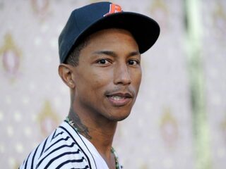 Record Pharrell: na half jaar nog steeds op #2